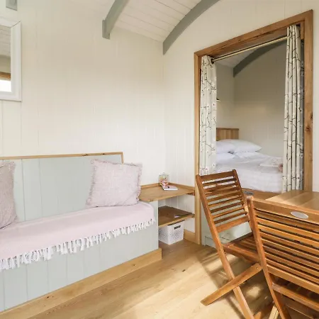 Cherry Blossom Holiday home Bristol